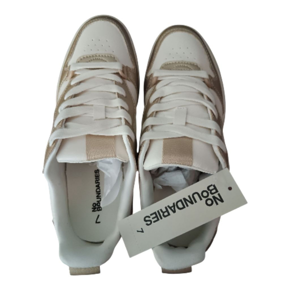 Women's Lace Up Court Sneakers in White and Gold metallic NWT - Picture 8 of 9